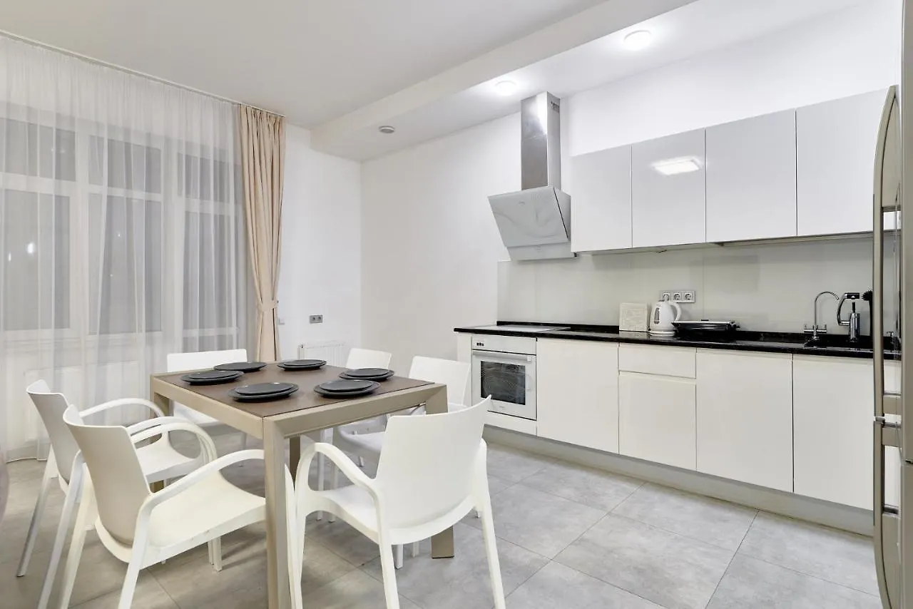 K36e ENJOY SPECIOUS 3 SEPARATE BEDROOMS/3 BATH - 120m2 Kiew 0*,