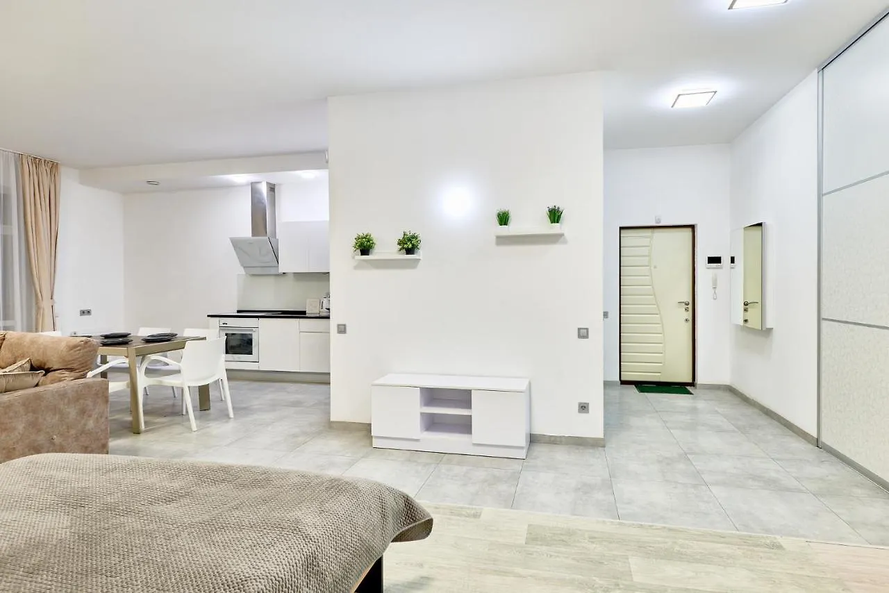 Apartment K36e ENJOY SPECIOUS 3 SEPARATE BEDROOMS/3 BATH - 120m2 Kiew Ukraine
